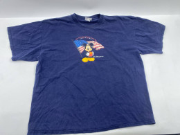 Vintage navy short-sleeved round neck T-shirt Vintage navy short-sleeved round neck T-shirt