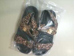 Women's open toe shoes, leopard print