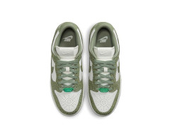 Nike Dunk Low Prm W "Safari Oil Green" FV6516-300 