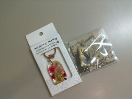 Set of 2 cat keychains