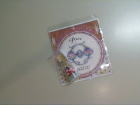 Set of 2 photo cards and a glass keychain