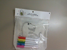 Gift set: bag and markers Gift set: bag and markers