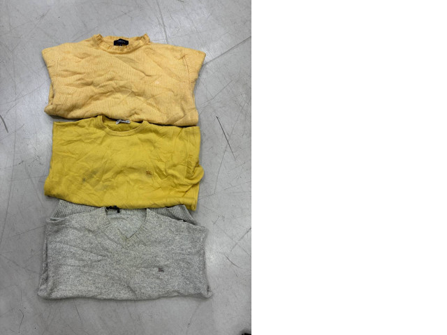 Set of 3 Vintage Round neck knitted sweater Set of 3 Vintage Round neck knitted sweater