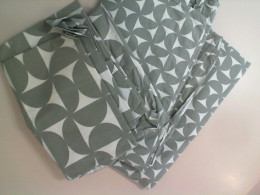 Gray patterned bed linen, sheet and 2 pillowcases