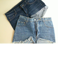 Set of 2 denim shorts
