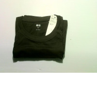 Uniqlo T-shirt