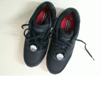 Women's insulated sneakers, black