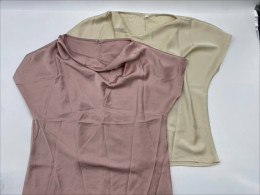 Set of 2 Women's round neck sleeveless shirt Set of 2 Women's round neck sleeveless shirt