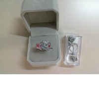 Set of 2 earrings + 1 ring. Costume jewelry