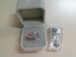 Set of 2 earrings + 1 ring. Costume jewelry