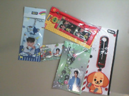 Set of 5, 4 keychains + 1 set of badges for clothing Set of 5, 4 keychains + 1 set of badges for clothing