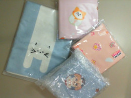 Set of 4 towels for children