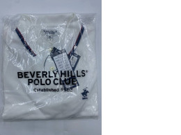 Men's white collar polo shirt