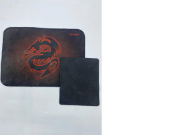 Set of 2 Mouse pad and keyboard 