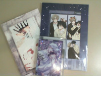 Set of acrylic stands + 2 photo cards