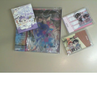 Set of 3 acrylic coasters + 1 small keychain in blind packaging