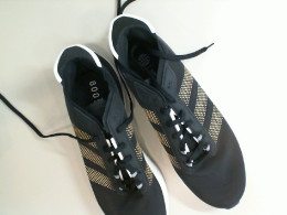 Men's black sneakers