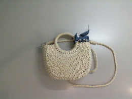 Wicker handbag