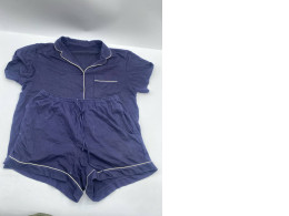 Women's navy blue shirt and shorts pajamas Women's navy blue shirt and shorts pajamas
