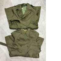 set of 2 SECONDHAND dark green coat with collar set of 2 SECONDHAND dark green coat with collar