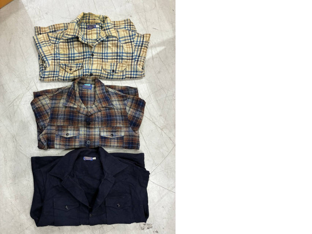 Set of three shirts Set of three shirts