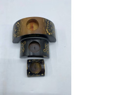 Souvenir candle holder Souvenir candle holder