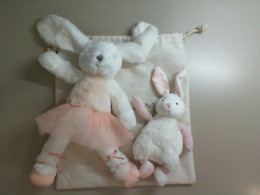 Set of 2 plush bunnies Set of 2 plush bunnies