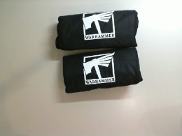 Set of 2 small black towels