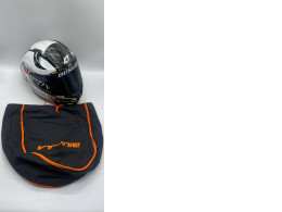 White motorcilcle helmet