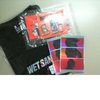 Wetsand set Black T-shirt, 2 stickers, 1 acrylic stand
