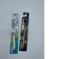 Set of 2 toothbrush