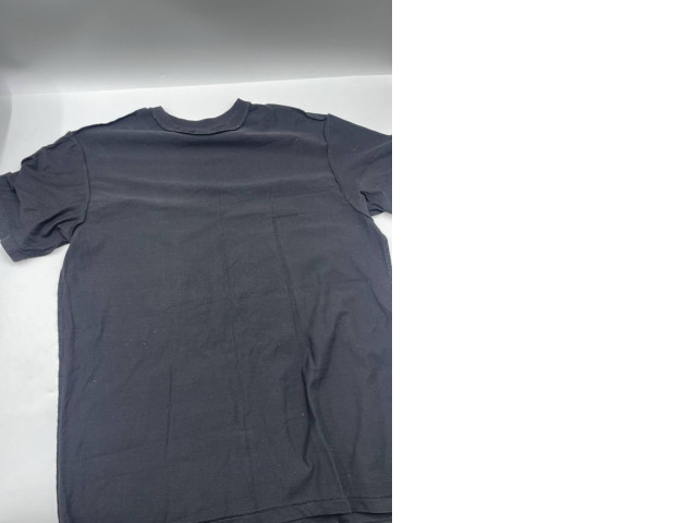 Black t-shirt Black t-shirt