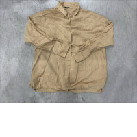 Light brown long-sleeved shirt Light brown long-sleeved shirt