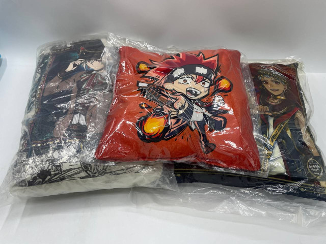 Set of 3 anime pillows Set of 3 anime pillows