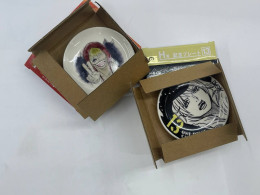 Set of 2 anime saucers 