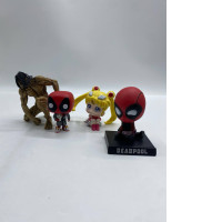 Set of 4 Art Toy Figures Set of 4 Art Toy Figures