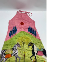 Short sleeveless dress