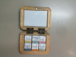 Set in a wooden box, 6 acrylic paints, dry