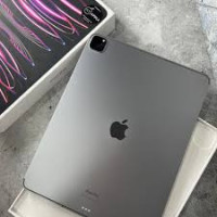 Apple Ipad WiFi. new