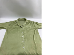 Women's light green pajamas