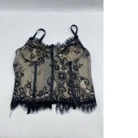 Tight-fitting bra Tight-fitting bra