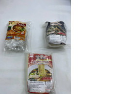 Set of 3 Instant noodles or rice noodles