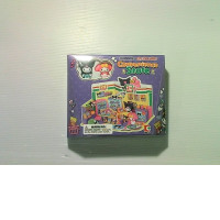 A convenient role-playing toy "Kuromi and My Melody"