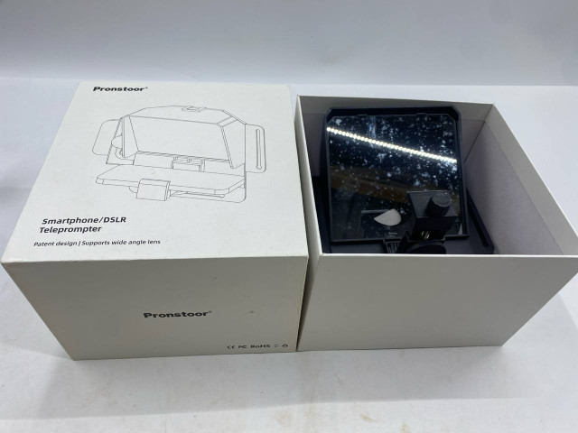 Pronstoor Smartphone/DSLR Teleprompter. (NOT NEW) Pronstoor Smartphone/DSLR Teleprompter. (NOT NEW)