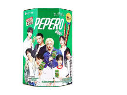 LOTTE Korea PEPERO Almond Chocolate Biscuit Stray Kids Pick LOTTE Korea PEPERO Almond Chocolate Biscuit Stray Kids Pick