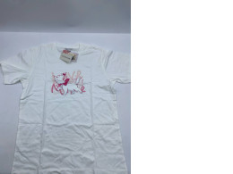 Disney The Aristocats Marie Sit Stance T-Shirt