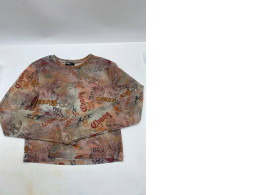 Women's long-sleeved round neck shirt Women's long-sleeved round neck shirt