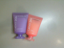 Set of 2 Cathy Doll hand mask