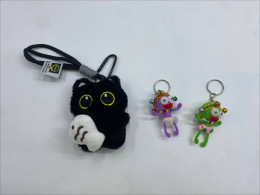 Set of 3 Doll keychain
