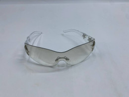 Women's fashion glasses